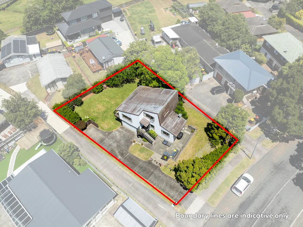 Botany Downs 4Kwarto Home on 688m² land with Great Potential!