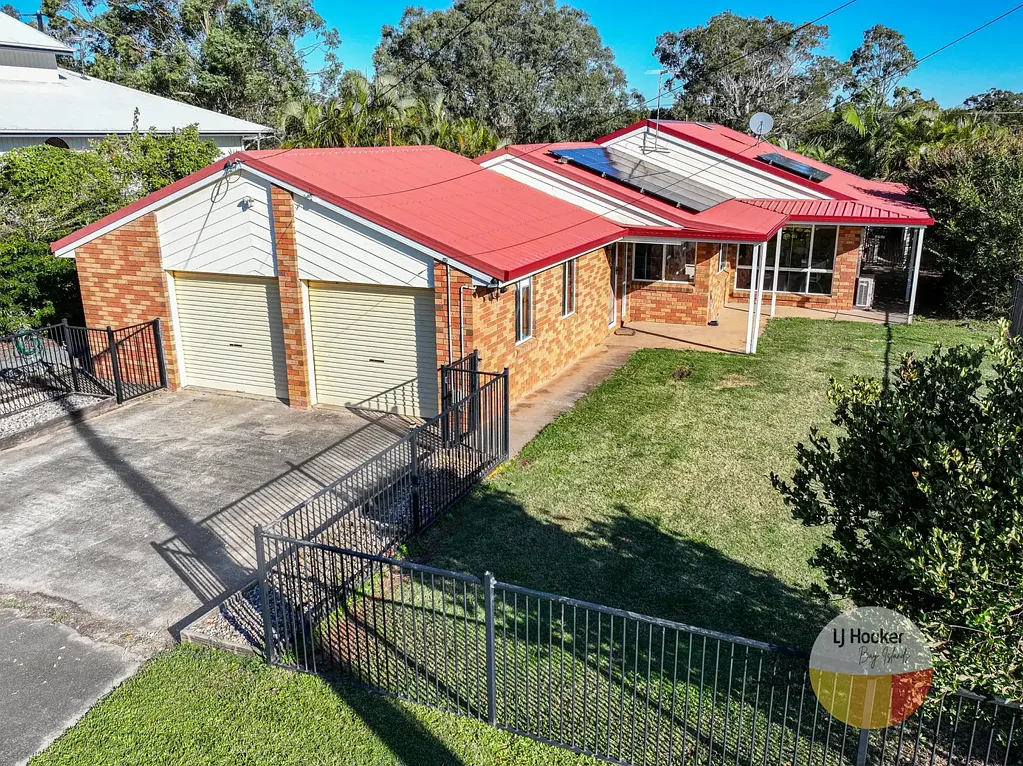 Russell Island 3 Bedroom PREMIUM BRICK HOME IN EXCLUSIVE POCKET - WATER VIEWS!
