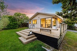 1 Iris Street, Snells Beach