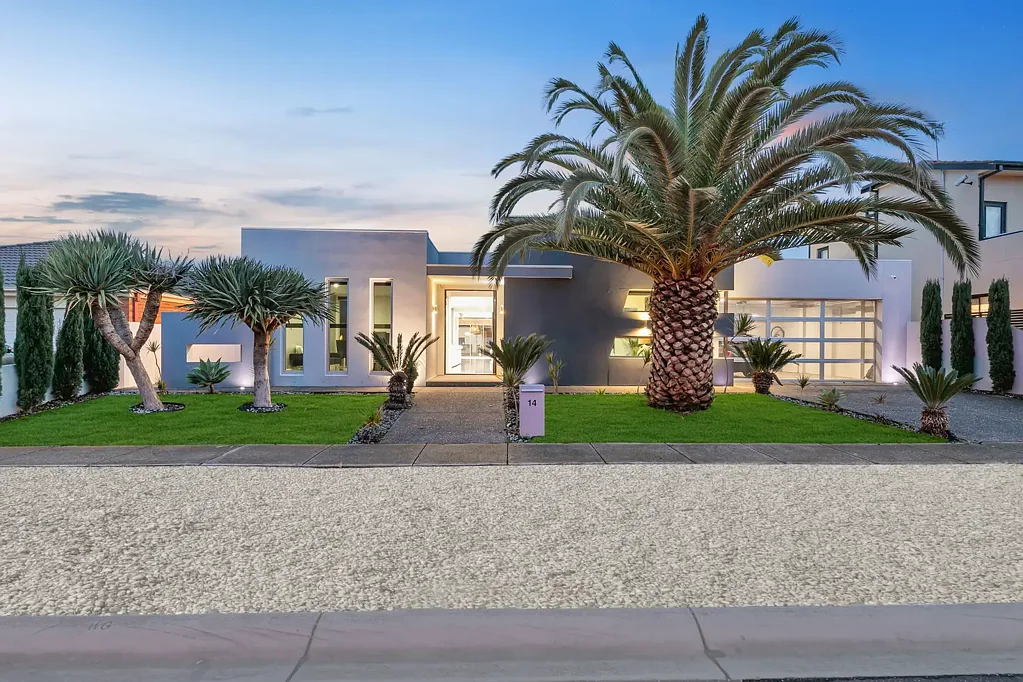 Point Cook 5房  生活宽裕，生活奢华 - Point Cook最美的家  Live Large, Live Luxuriously - Point Cook's Most Beautiful Home