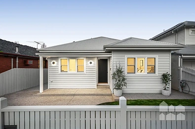 Yarraville 4 Slaapkamer Super-luxe family living in the Heart of Yarraville