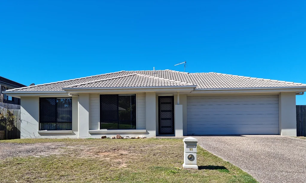 Convenient and Modern Family Home!