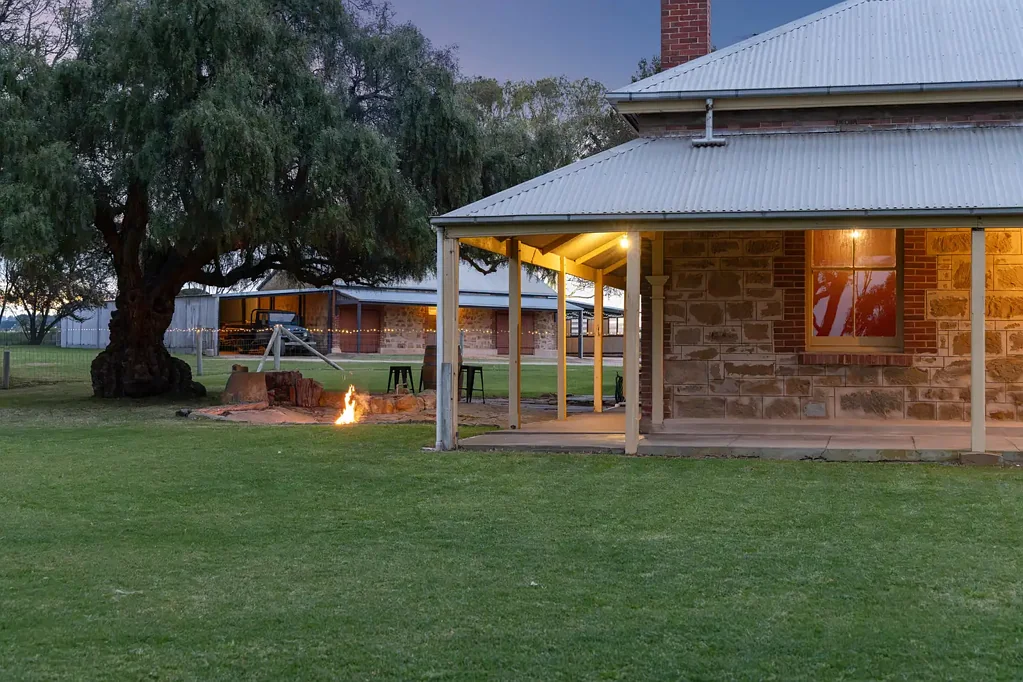 Finniss 4房  170-acres of Finniss farmland to cultivate your next big dream.