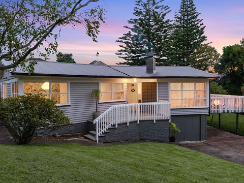 Mount Roskill 3房 Waitakere山景别墅！870㎡大地可开发，公园+高尔夫，20分钟至CBD Designer Talents on Land of Opportunity