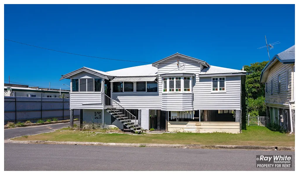 Tidy, Low Maintenance + Convenient Location!