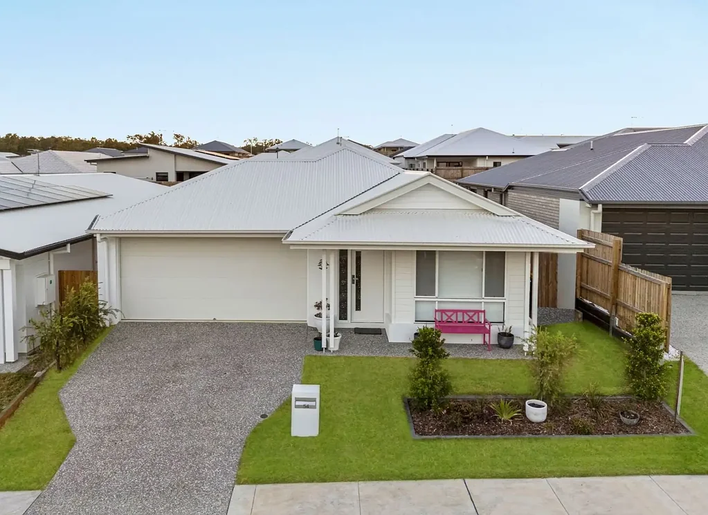54 Blackstone Crescent, Ripley, QLD 4306