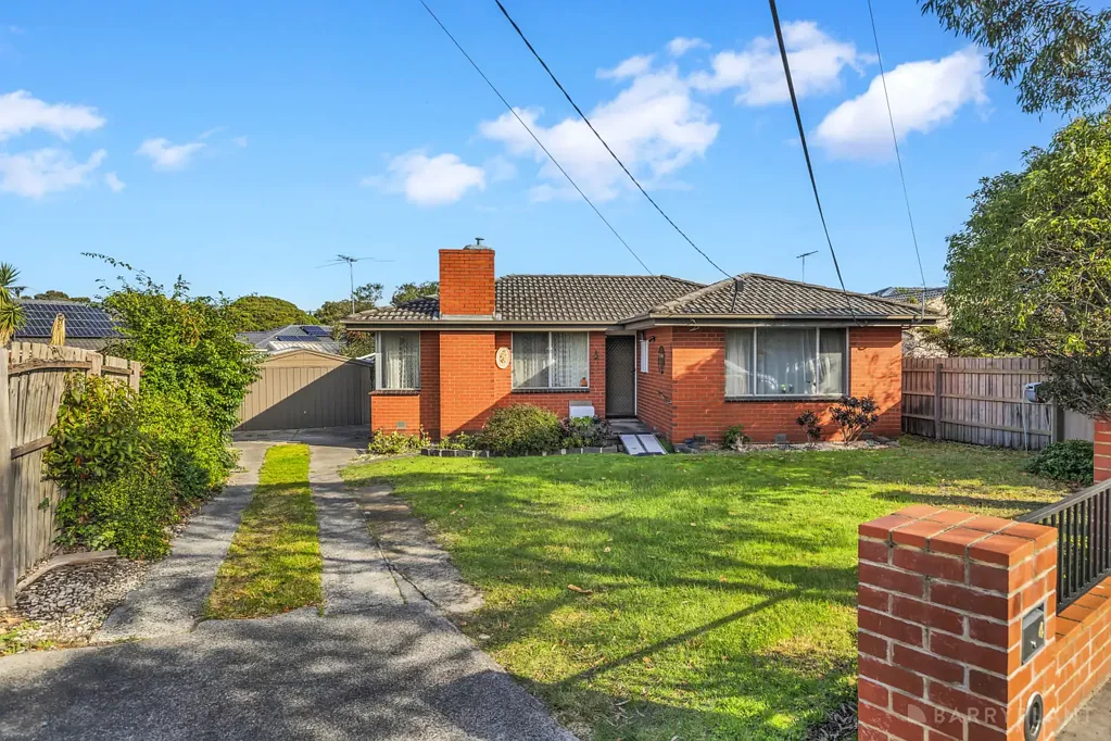 Noble Park 3कमरा A FAMILY FAVOURITE WITH SPACE, CHARACTER, ENDLESS POTENTIAL IN A GREAT LOCATION