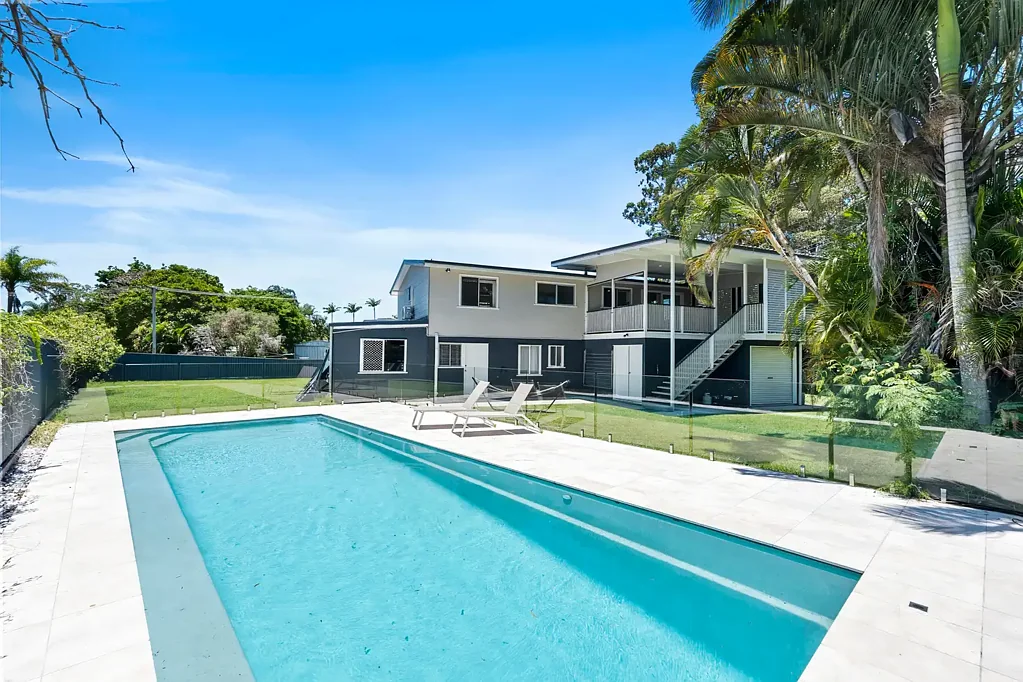 Burpengary 5Kwarto Charm, Style & Dual Living-Your Dream Queenslander Awaits...