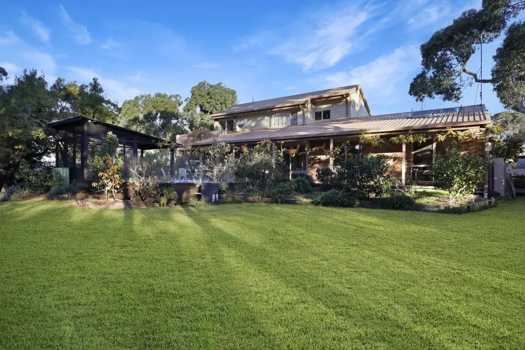 Inverloch 4房  AN INCREDIBLE SURPRISE IN THE HEART OF INVERLOCH