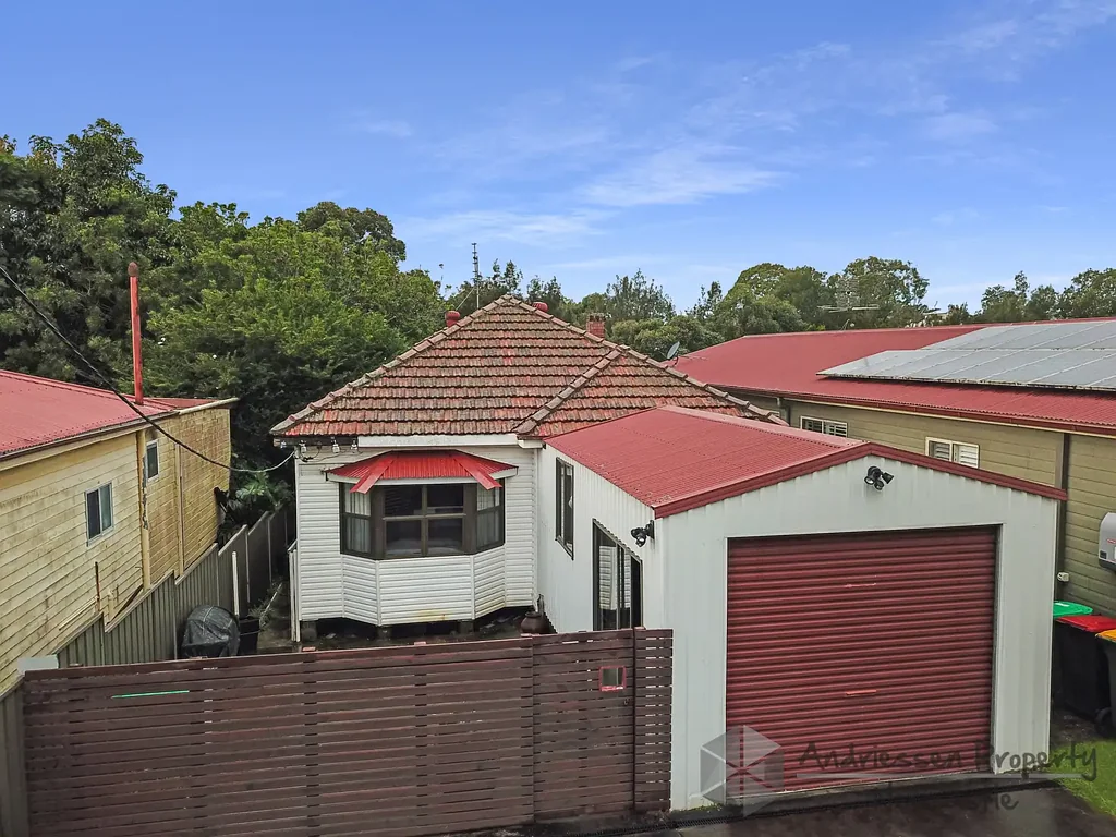 12 Queens Avenue, Cardiff, NSW 2285