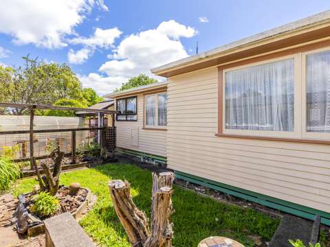 Turangi 3房  Charming 1960's with Potential