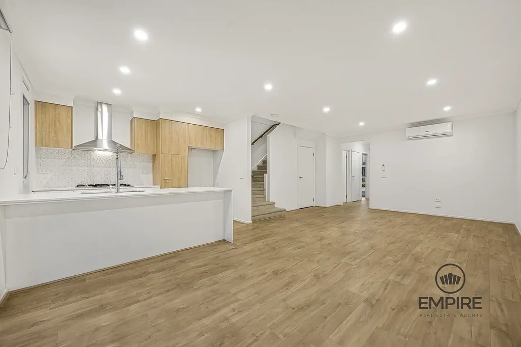 Clyde North 4房  Exceptional Family Living!