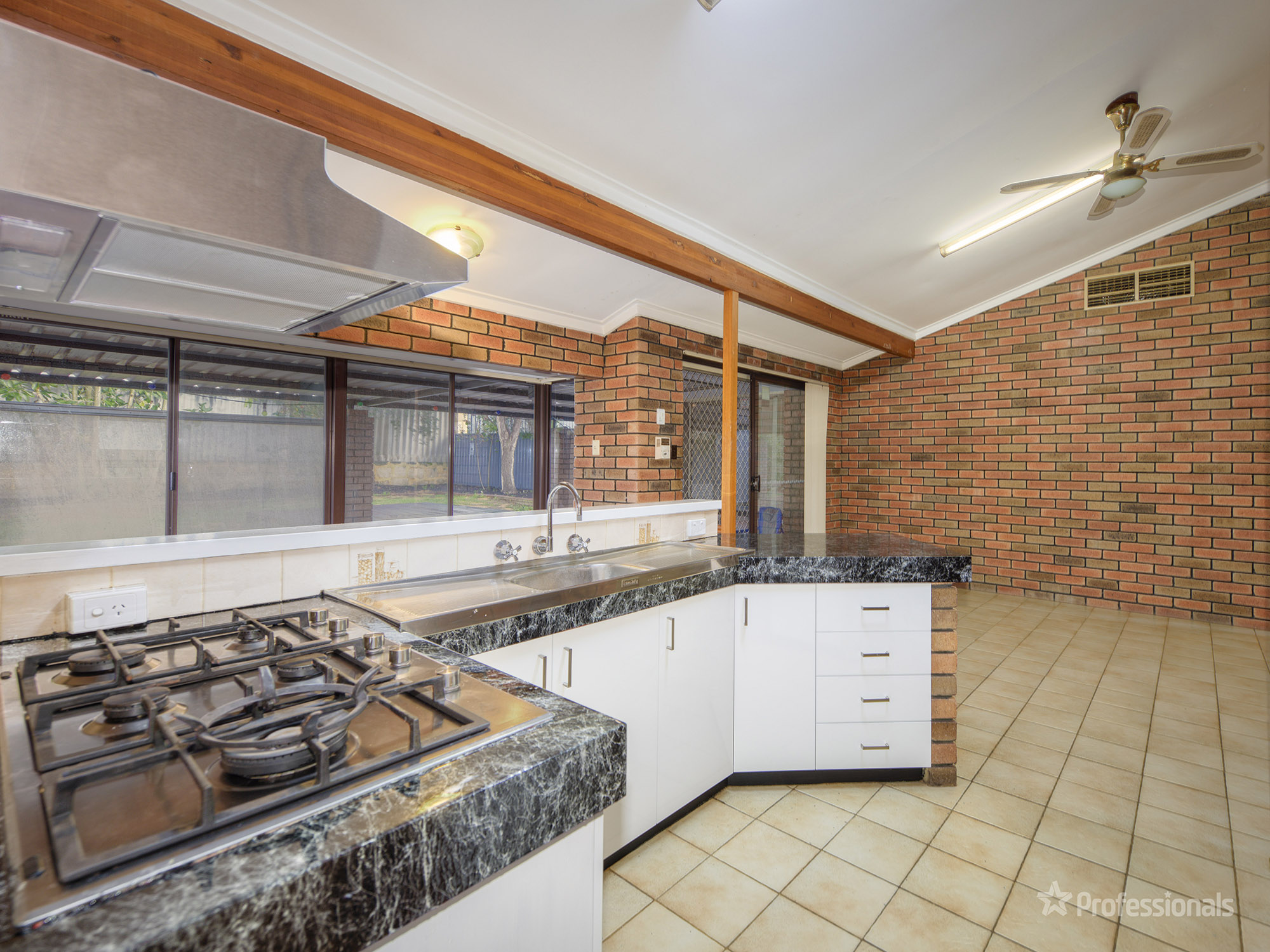 4 BLUEJAY GDNS, BALLAJURA WA 6066, 0 Kuwarto, 0 Banyo, House