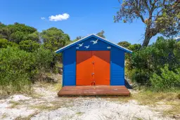 172 Beach Box, Rosebud