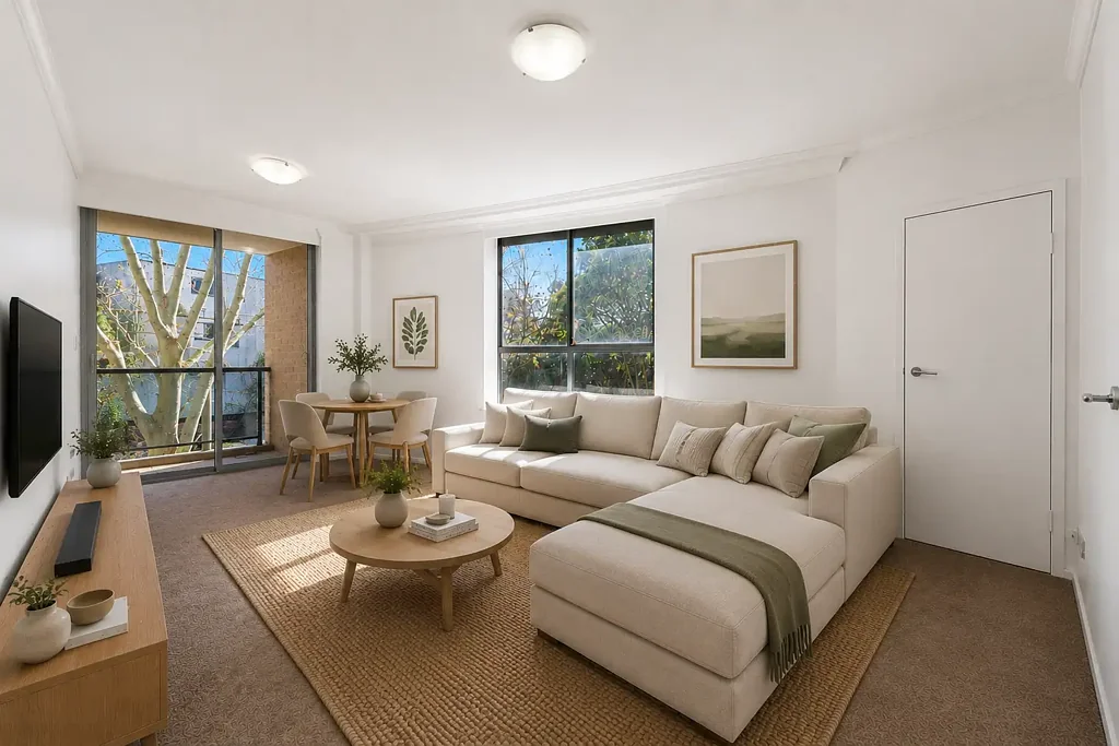 Contemporary One Bedroom Apartment Plus Study/Second Bedroom