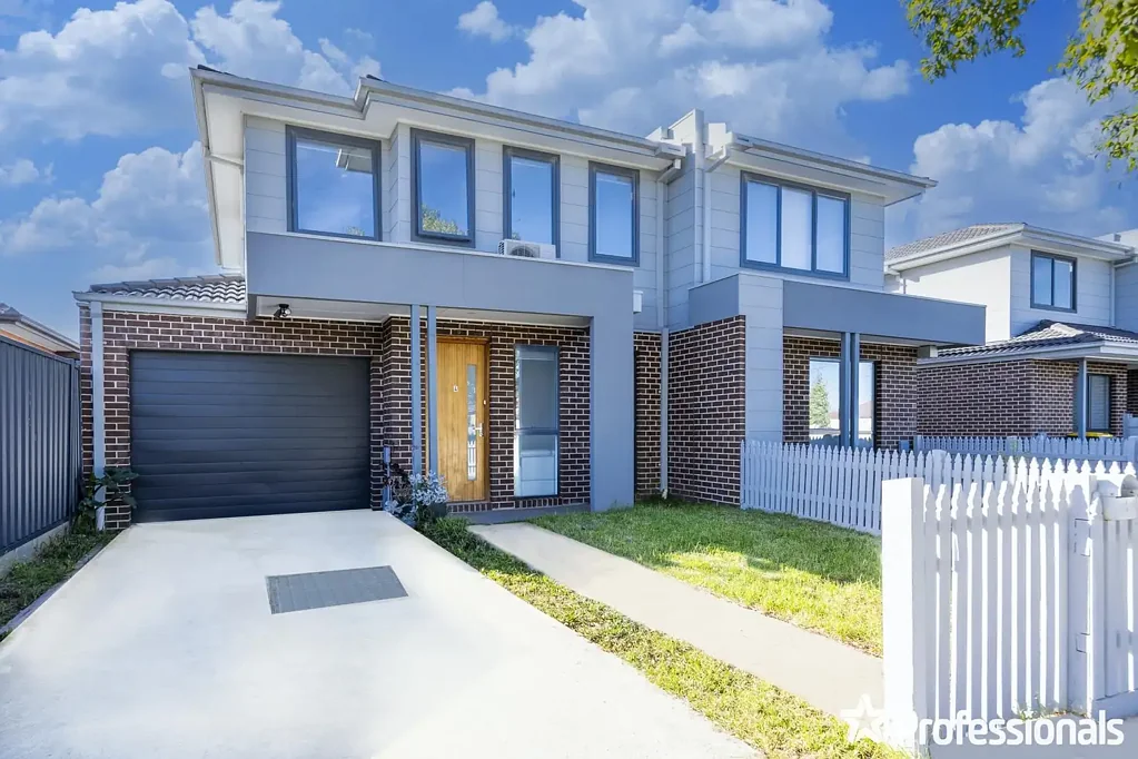 St Albans 3 Bedroom Modern Comfort & Smart Investment - Choose from Units 3, 4 & 8 at 16-18 Curtin Street, St Albans