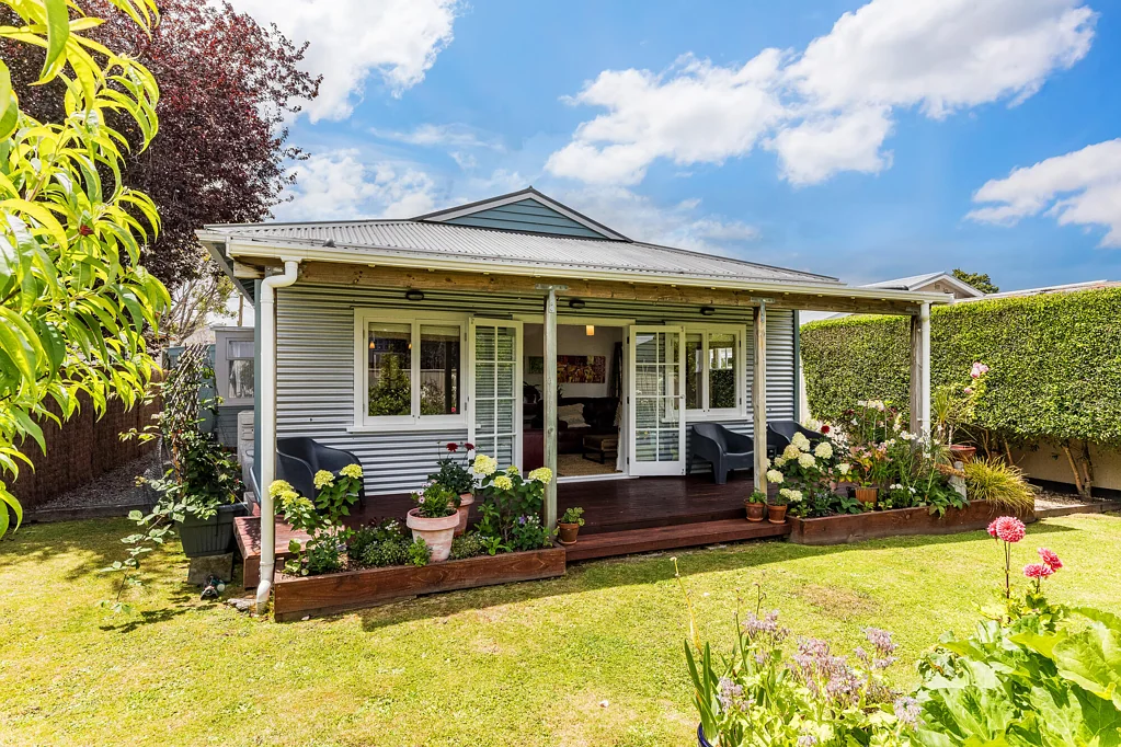 41 Royal Street, Upper Hutt Central, Upper Hutt, Wellington