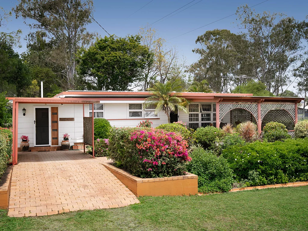 46 Creek Street, Bundamba, QLD 4304