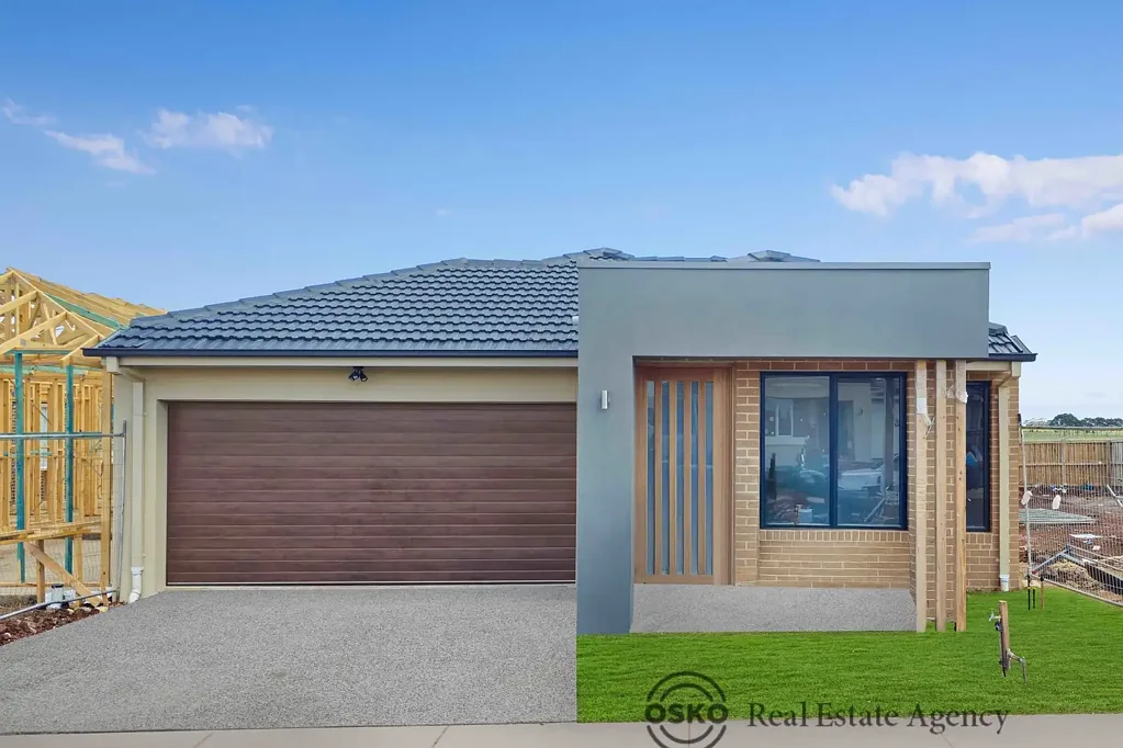 Brand New Modern Family Comfort in Prime Truganina Location!