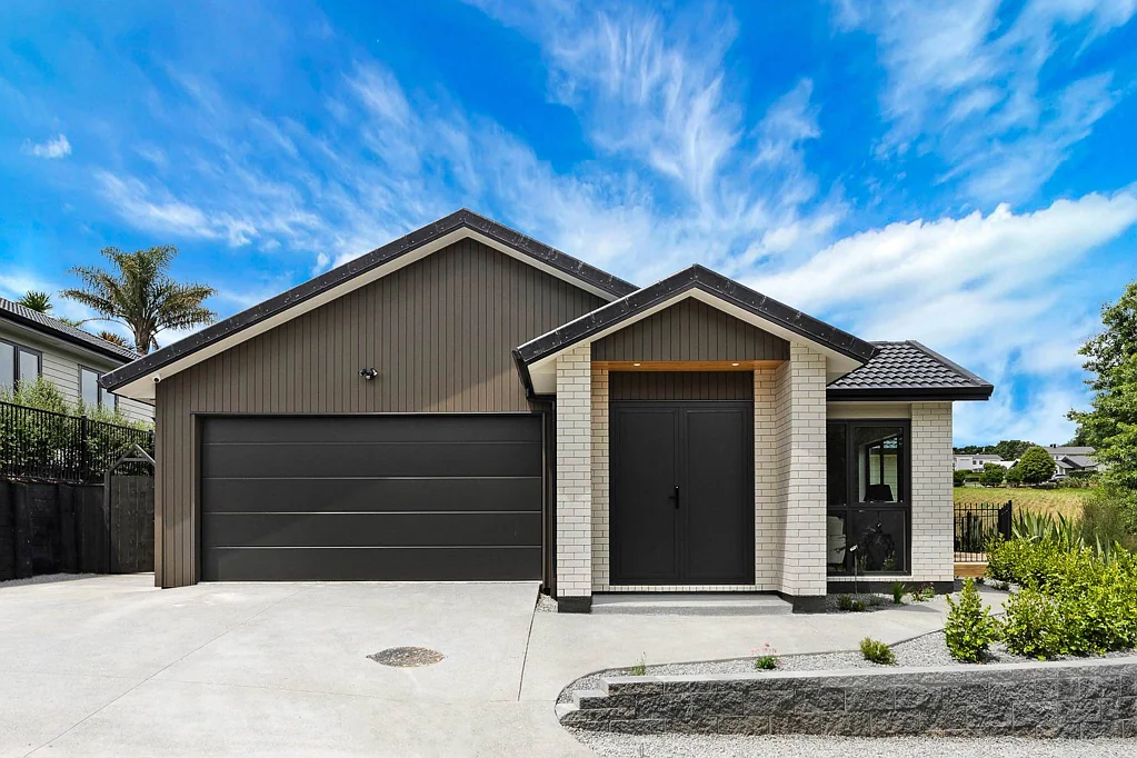 Pukekohe 5房  Luxury on 901m²  Brand New  Dual Kitchens