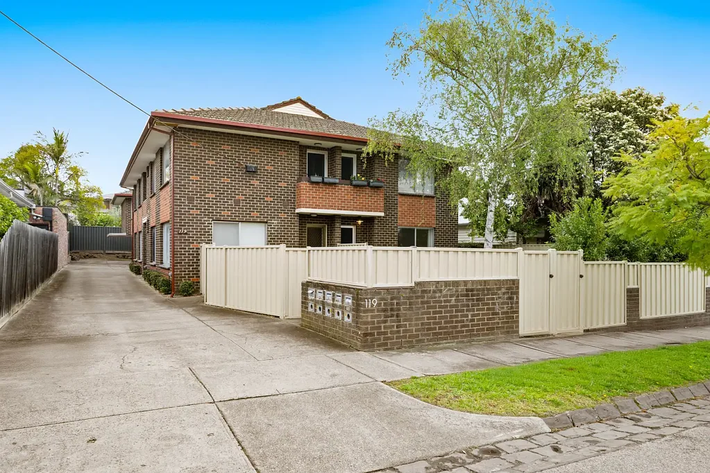 Essendon 2침실 Sophisticated Style with a Private Garden Sanctuary