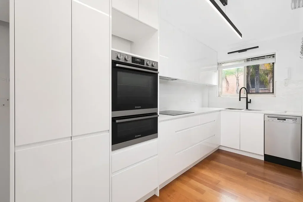 Stylishly Presented Apartment