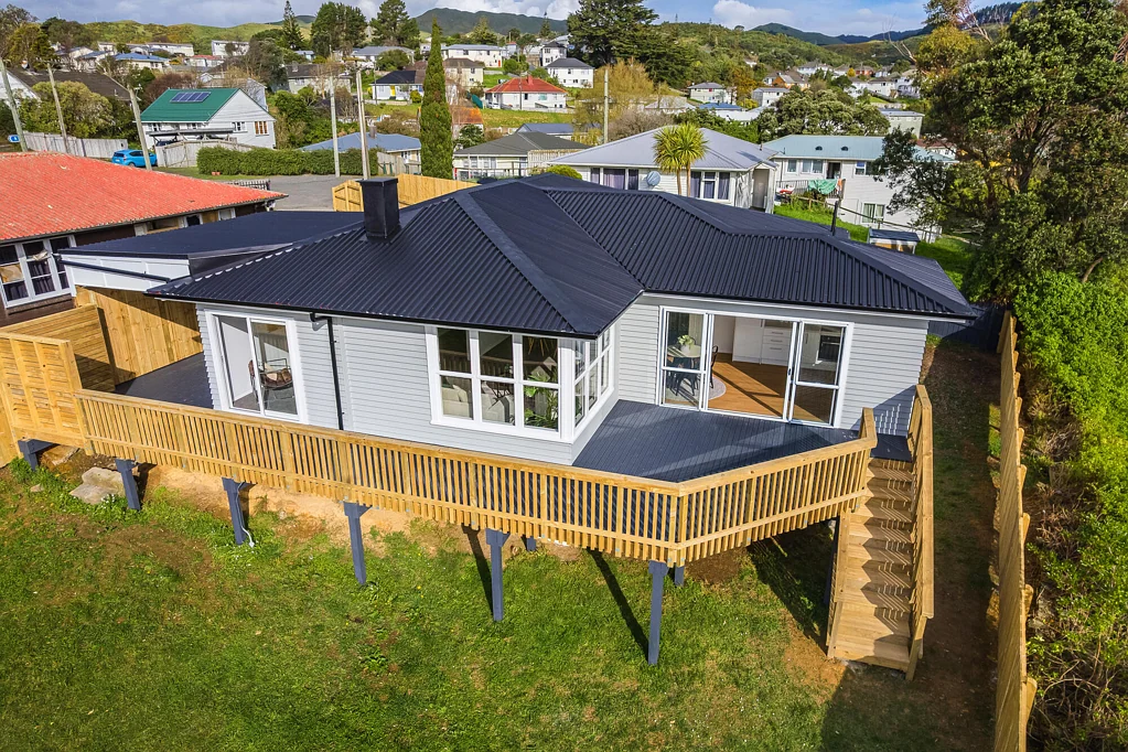Cannons Creek 4 Slaapkamer A Fresh Start Too Good to Miss - Deadline