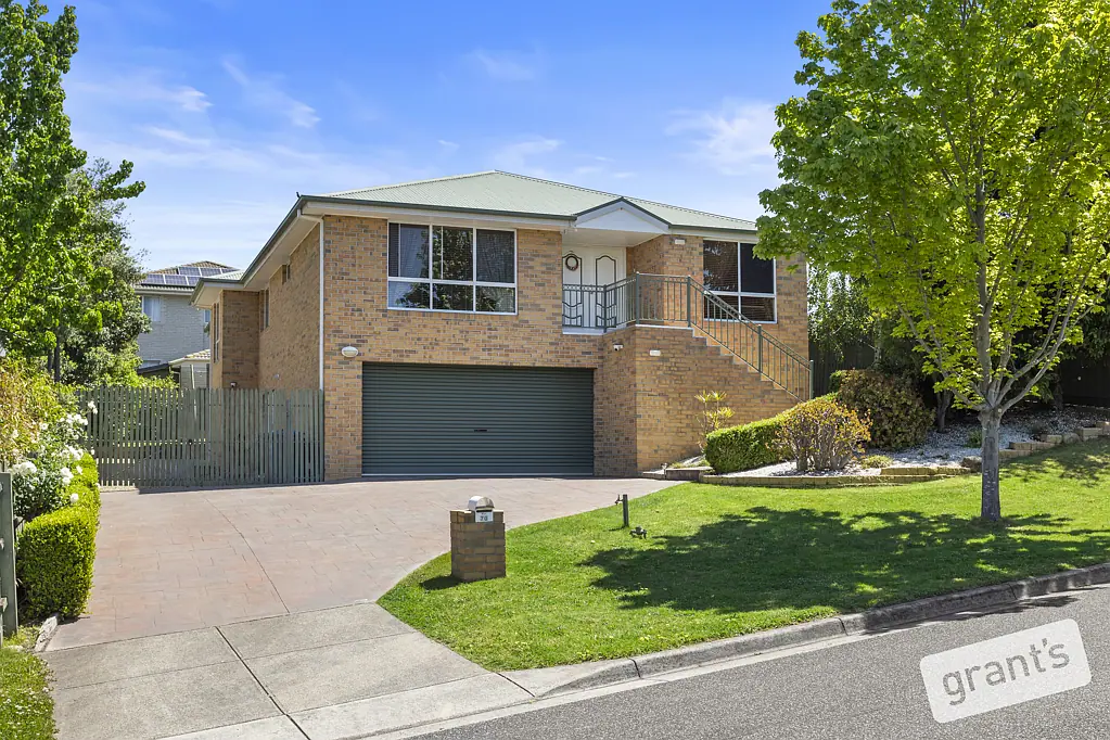 70 Sandalwood Drive, Narre Warren, VIC 3805