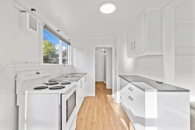 Updated 1 Bedroom Unit