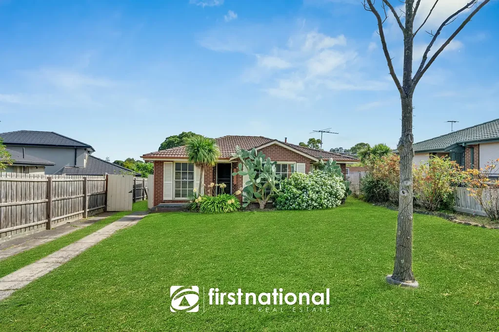 17 Rossiter Avenue, Endeavour Hills, VIC 3802