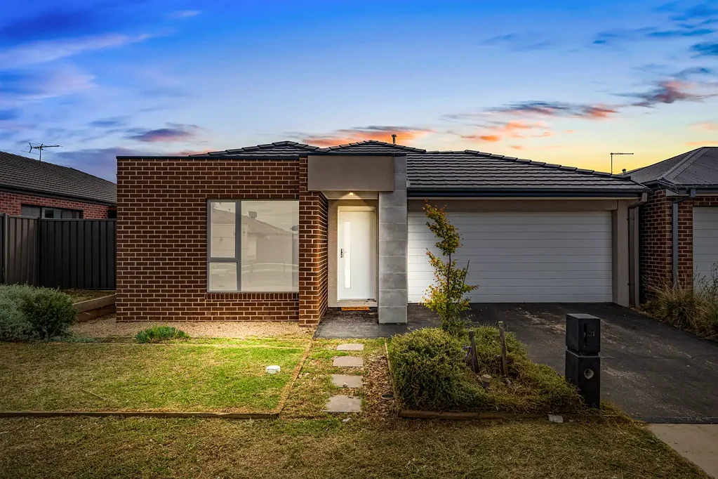 51 Stonehenge Drive, Cobblebank, VIC 3338