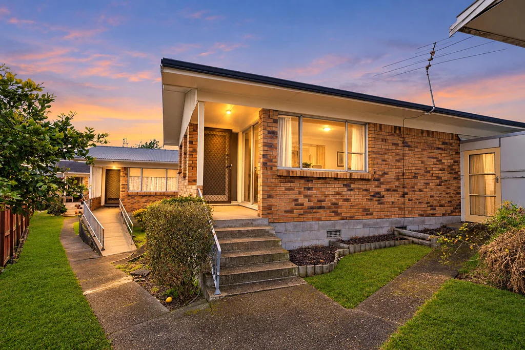 Papakura 2બેડરૂમ Next Home Bought - This Must Go!