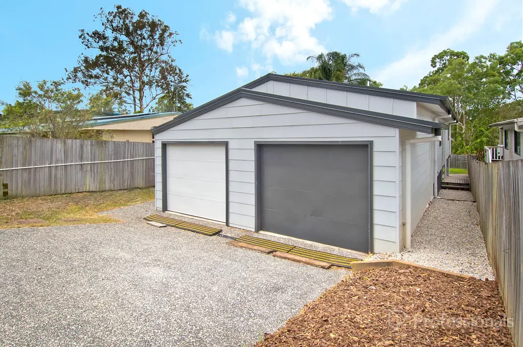 Kingston 4 Bedroom Dual Key Duplex Investment | No Body Corporate | $1,005 Per Week Rental Potential