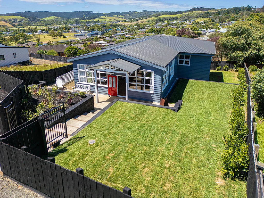 4 Forlong Rise, Helensville, Rodney, Auckland