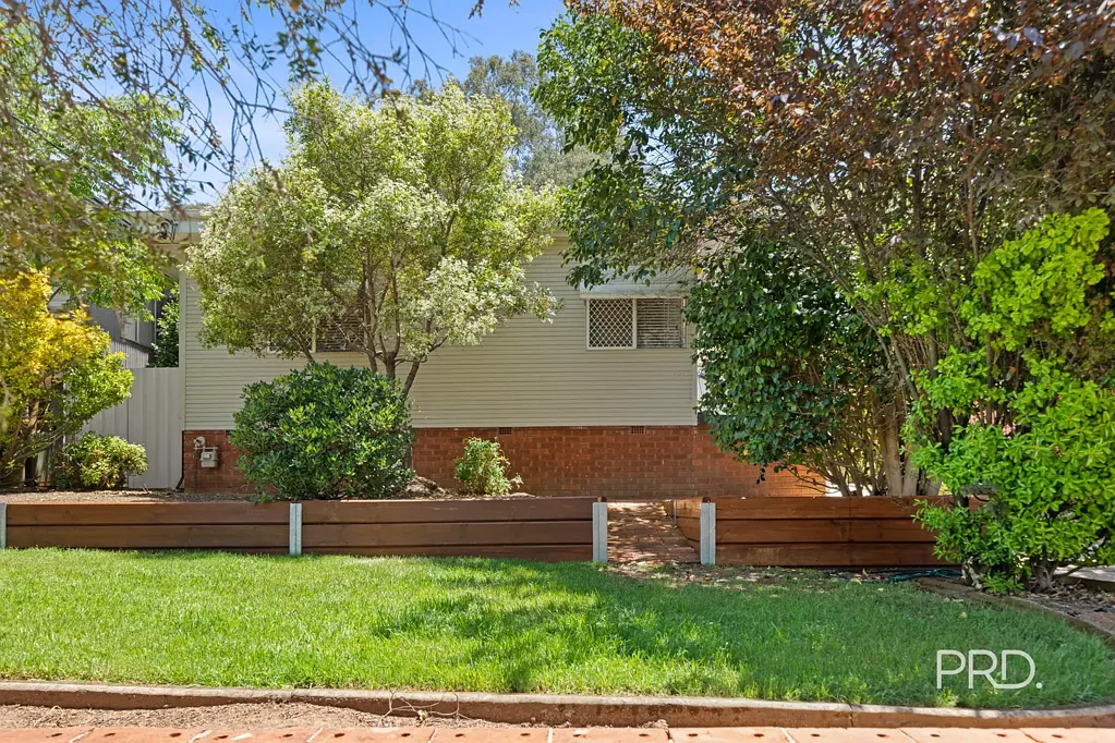 Kooringal 4房  Invest or Nest