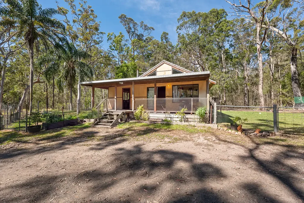 Twelve Mile Creek 3Kwarto Acreage Living, Space & Endless Potential