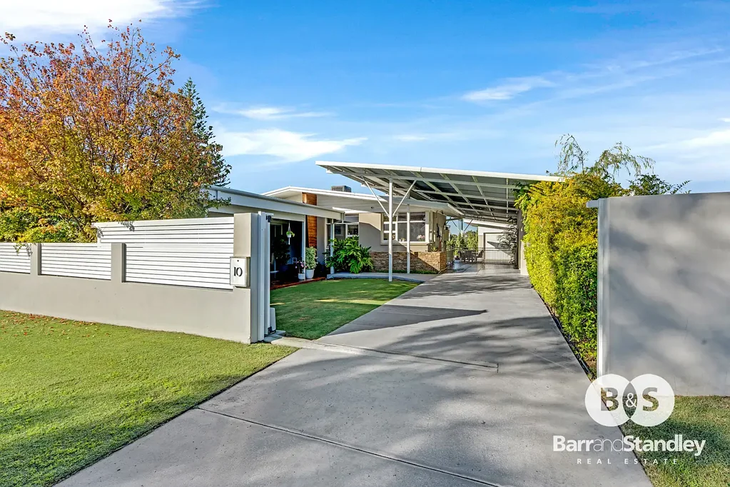 South Bunbury 4 Bedroom Stunning Home with a 10x6m shed in a Desirable Cul de Sac Location!