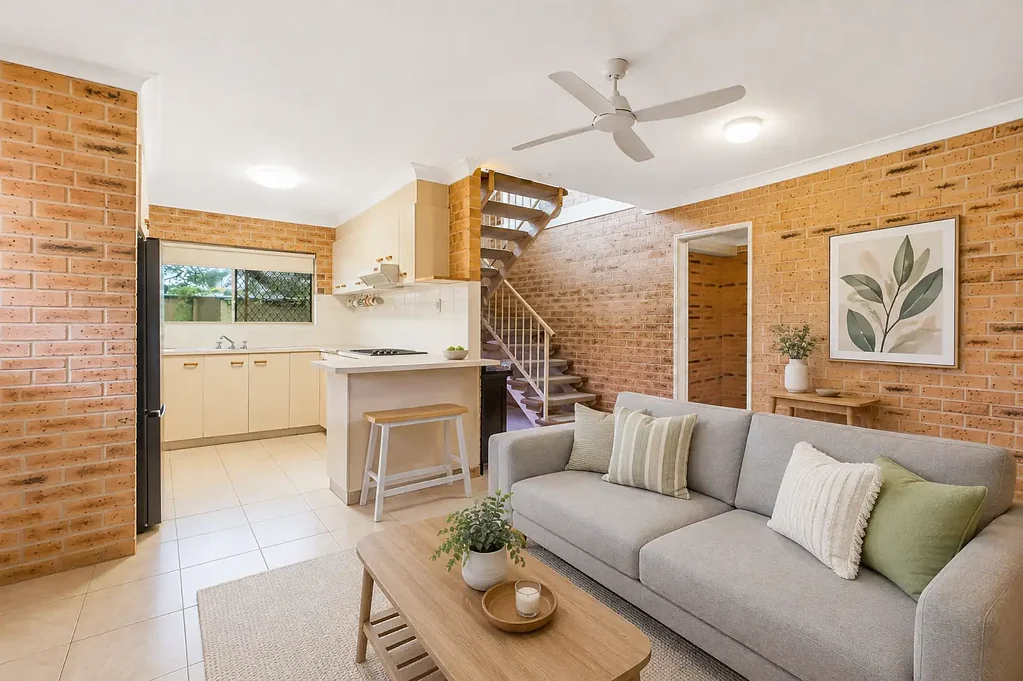 Tweed Heads West 3Zimmer Spacious Three-Bedroom Townhouse Offering Excellent Value