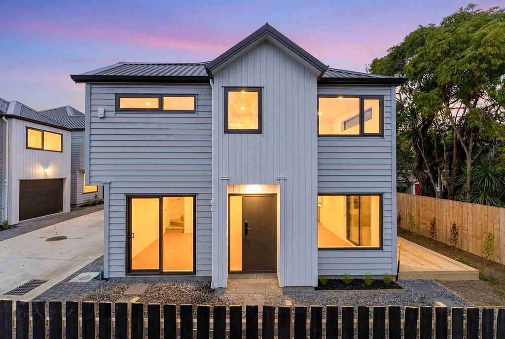 Henderson 4房  Brand New Standalone Homes