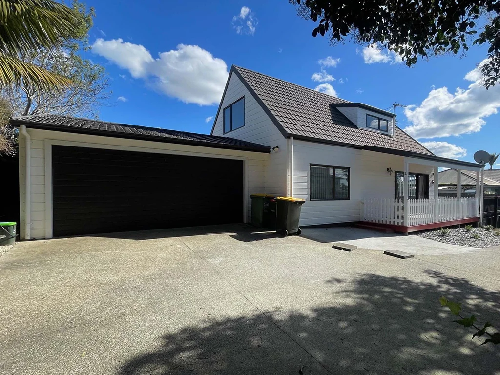 4 Bedroom Family Home