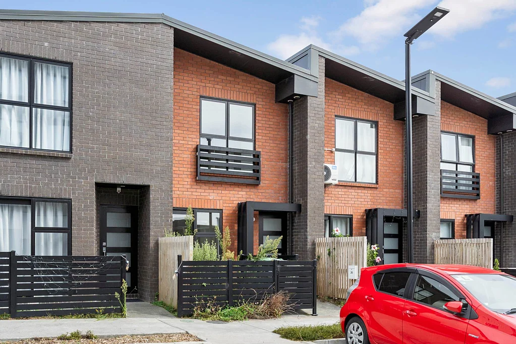 Te Atatu South 2ห้องนอน Your Brand New Home Awaits in Te Atatu!