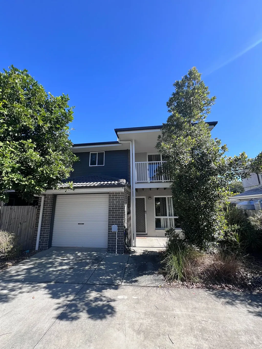 Central Location Burpengary 3 BEDROOM TOWNHOUSE