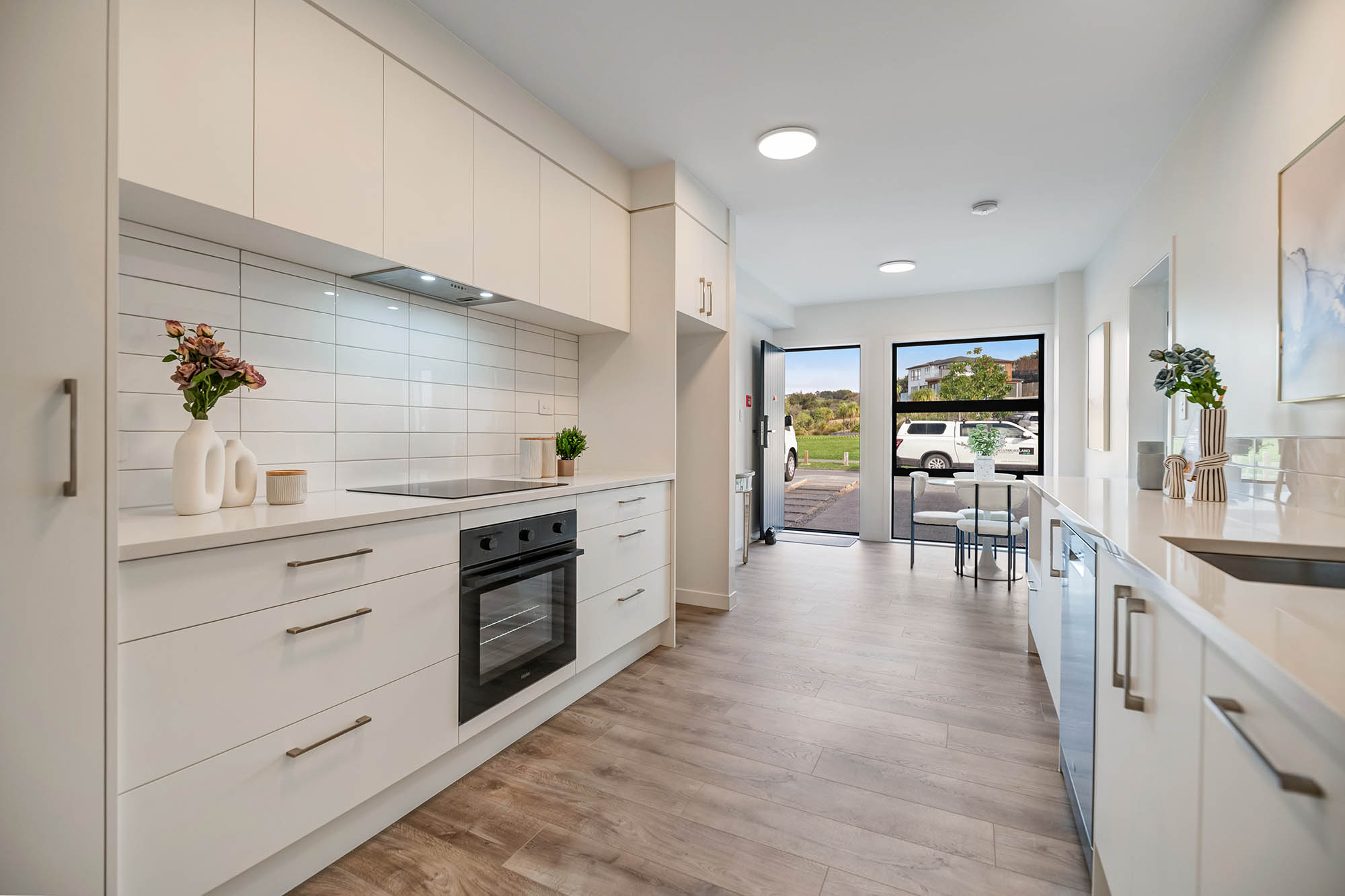 APT 1/3 Kawau Close, Orewa, photo 6