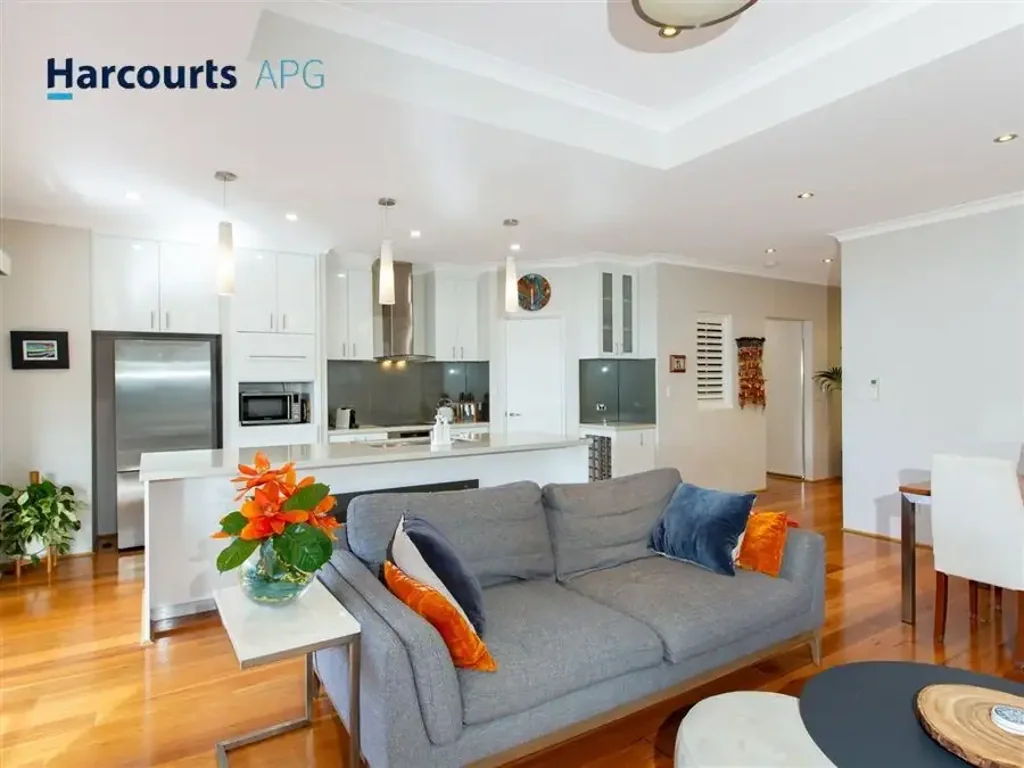2/14 Hoylake Avenue, South Bunbury, WA 6230