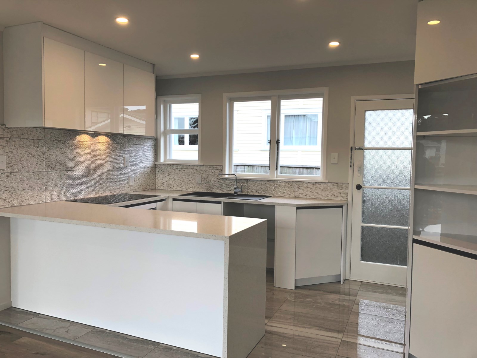 2/18a Hillsborough Road, Hillsborough, Auckland, 2 غرف, 1 حمامات