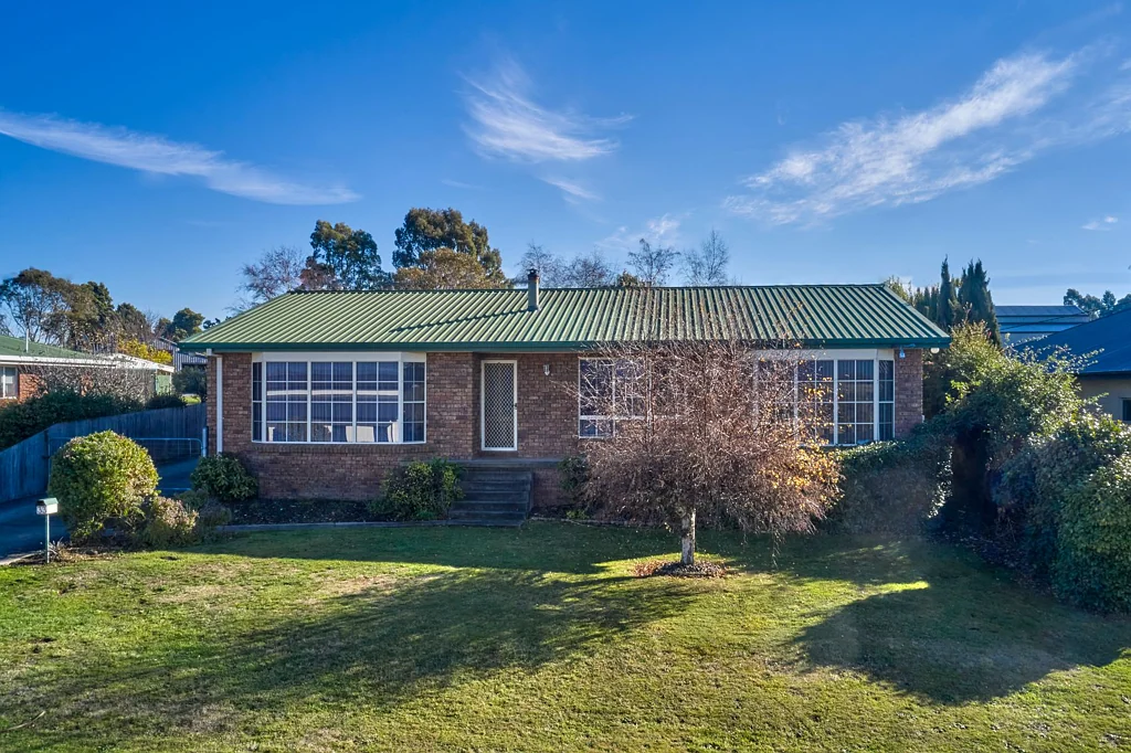 33 Dry Street, Deloraine, TAS 7304