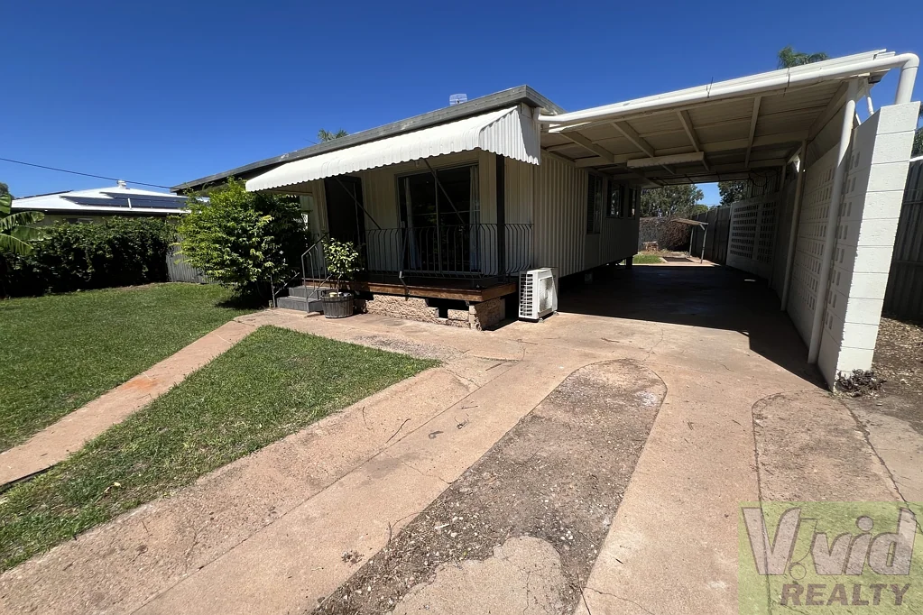Mount Isa 3chambre Summer by the Pool