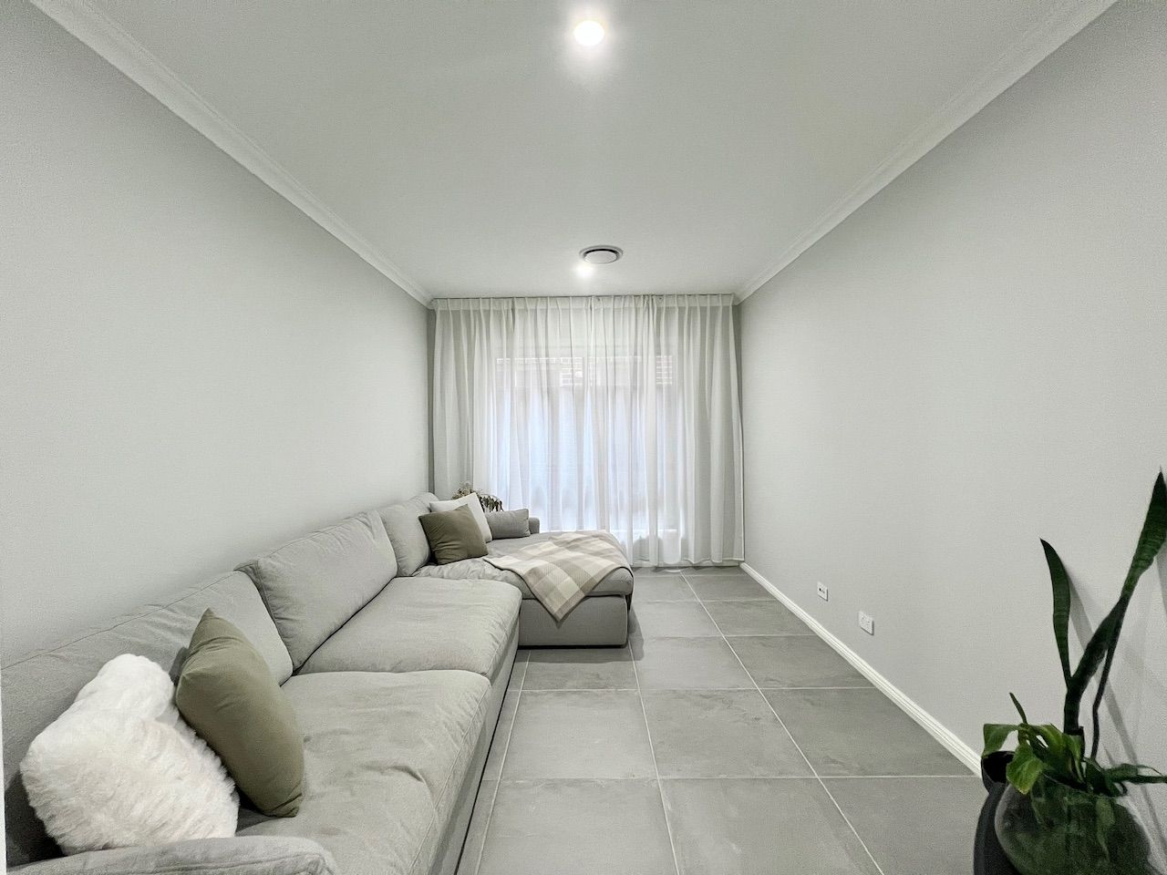 24 LAWSON RD, ORAN PARK NSW 2570, 0 Kuwarto, 0 Banyo, House