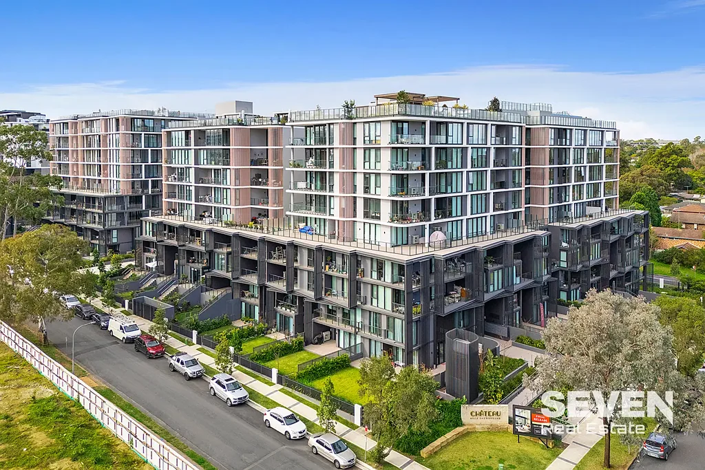 Castle Hill 2 Bedroom Stunning Boutique Apartment In Ideal Location