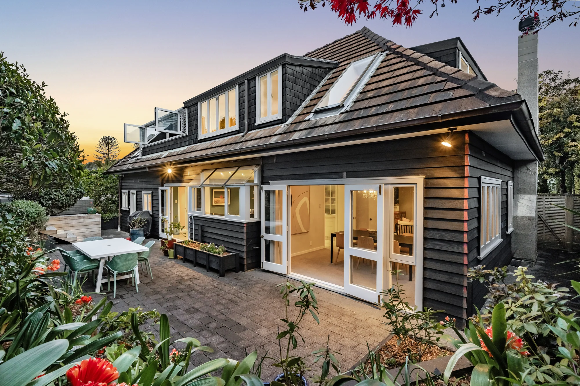 Remuera 4Kwarto FIND: 22A MANAWA ROAD. HERE IS HOME.